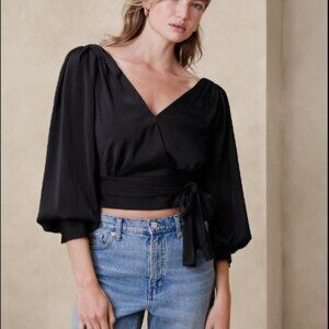 Banana Republic Cropped Wrap Blouse Black Size 2